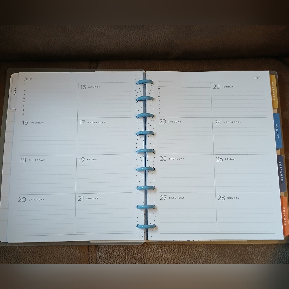 The Happy Planner classic sized 12 month planner Fresh Kitchen Flowers - Picture 7 of 16